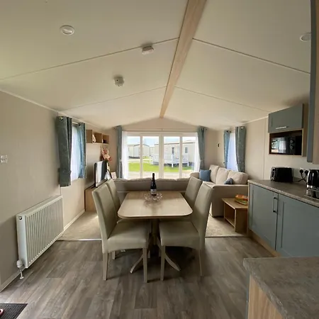Verbzen Holiday Caravan At St Osyth Beach, Clacton-On-Sea By Verb Holidays Saint Osyth Exterior foto