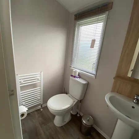 Verbzen Holiday Caravan At St Osyth Beach, Clacton-On-Sea By Verb Holidays Saint Osyth Exterior foto