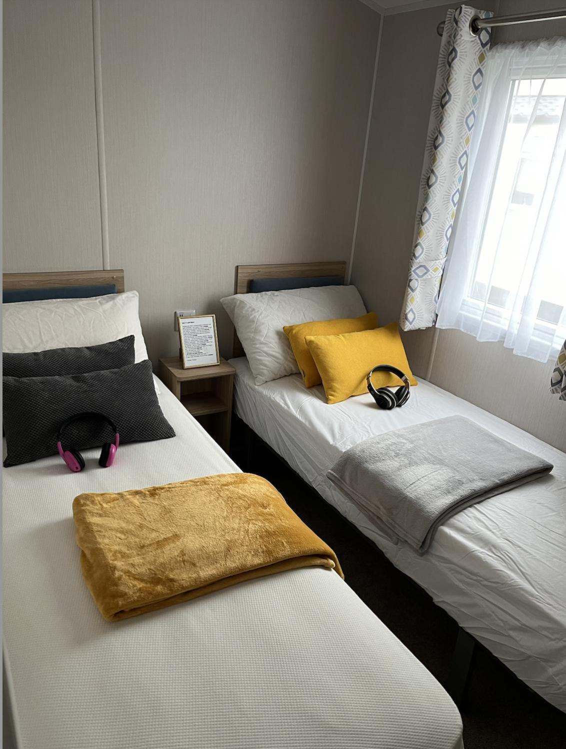 Holiday home Verbzen Caravan At St Osyth Beach, Clacton-on-sea By Verb Holidays *